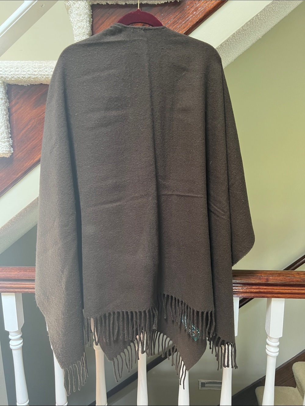 Italian Wool Shawl - Picture 2 of 3